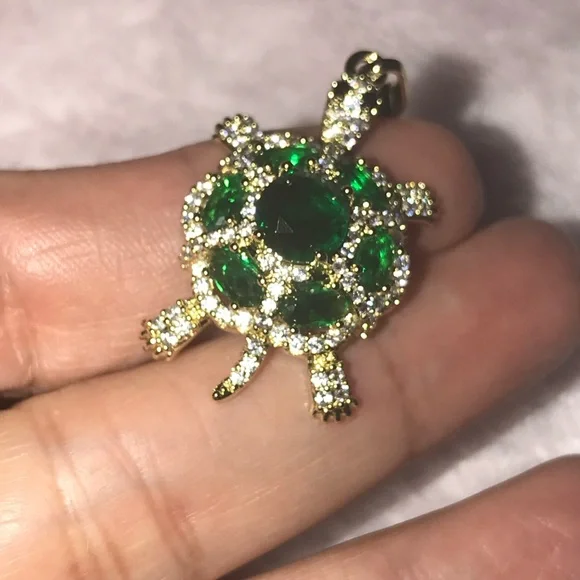 Elegant Xuping Jewelry Charm Gold & Green Sea Turtle Fashion Jewelry Pendant New - Picture 7 of 10